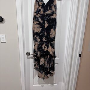 Lulu's Black and Tan Floral Maxi Dress